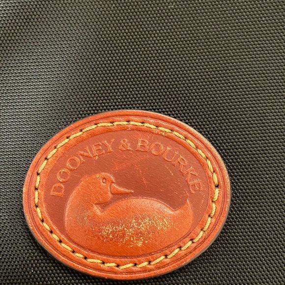 Handbag - Picture 3 of 5